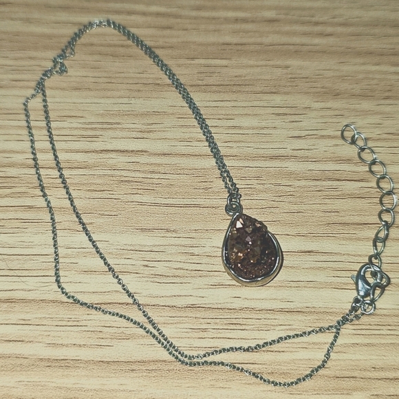 Jewelry - Bronze Quartz stone necklace